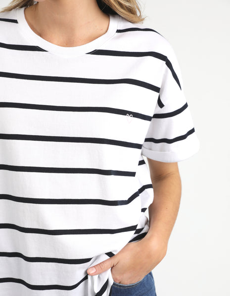 ELM - HALLI TEE WHITE/NAVY STRIPE