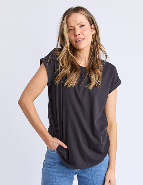 FOXWOOD - MANLY TEE BLACK